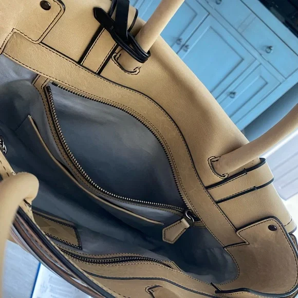 REED KRAKOFF Beige with Black Trimmed Leather "Boxer" Tote Bag. - Picture 9 of 16